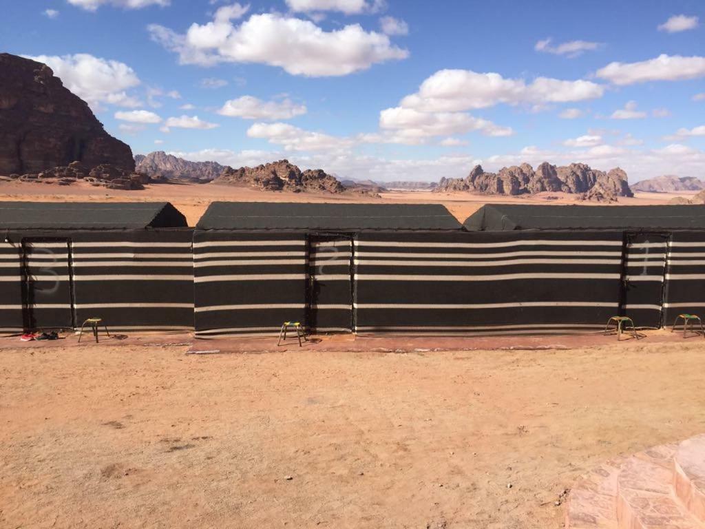 Wadi Rum-Bedouin Tents And Jeep Tours 외부 사진